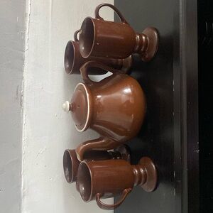 Coffee pot and mug set